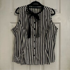 Heart of Haute Ella Top in Black and White Stripes